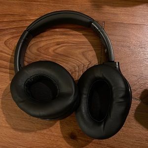 TaoTronics Noise Cancelling Headphones